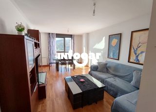 Piso en Avenida de santo domingo de guzm�n 3. Piso con vistas como nuevo en una zona privilegiada en a guarda