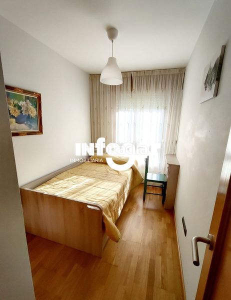 Foto 0f2ec346-cb89-4c24-bca5-aae51073c568. Rent flat with heating parking in Guarda (A)