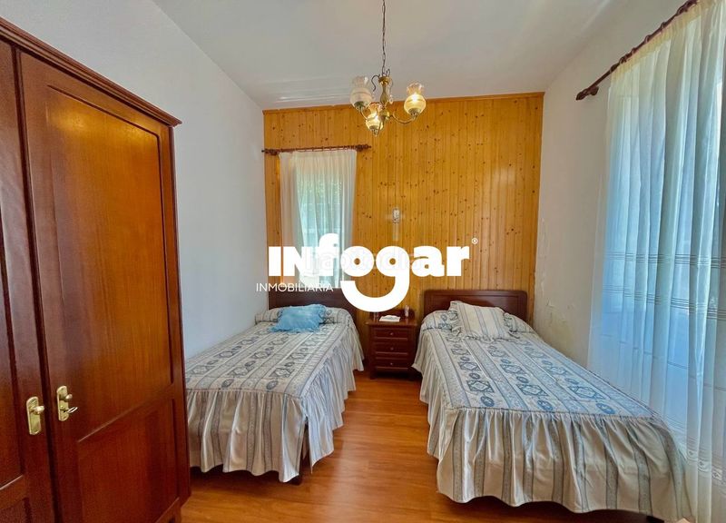 Foto 782e8895-9851-4502-96be-41e23651e85d. Casa a Rosal (O)