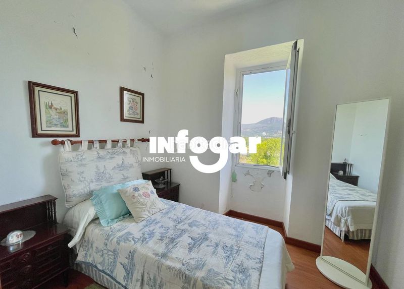 Foto a38cf197-f358-4c8d-a049-4c26b0f842b9. Casa a Rosal (O)