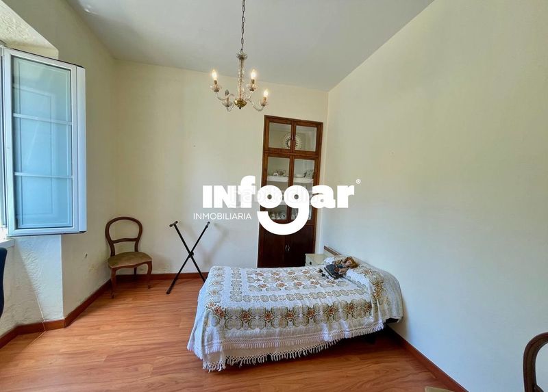 Foto b06eedc5-5b9b-4253-bf34-da9b21135577. Casa a Rosal (O)