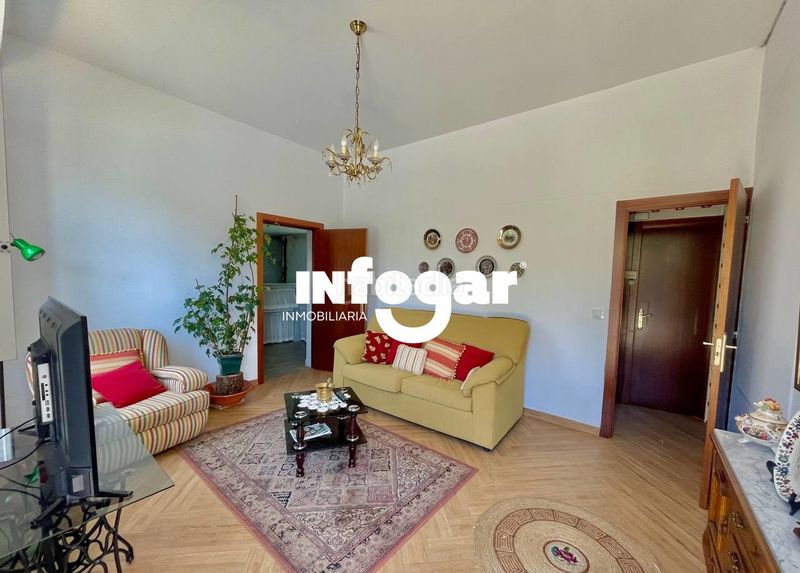 Foto ec6a8ae1-e509-454f-b1f2-acf5a0ee7e46. Casa a Rosal (O)