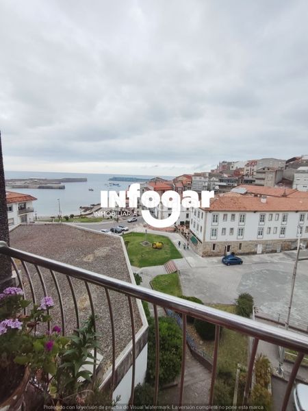 Foto c2b5bc40-516b-4239-b2ef-96bb9b144b04. Pis a rúa da cal 35 a Guarda (A)
