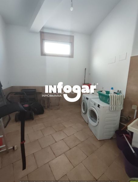 Foto 9ed7171b-6208-457d-b029-fff5d5f391d4. Location chalet avec chauffage parking dans Guarda (A)