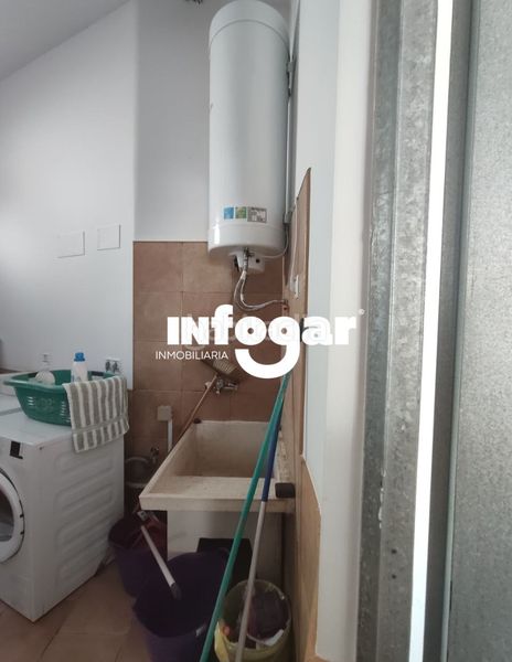 Foto c73c7b26-acb1-49a9-b38e-eddc0c61480e. Location chalet avec chauffage parking dans Guarda (A)