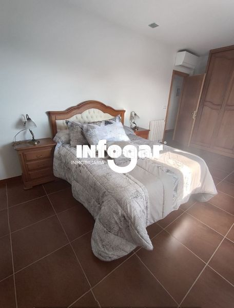 Foto c9785daa-7a24-4c76-8ffb-fbaffea3546e. Location chalet avec chauffage parking dans Guarda (A)