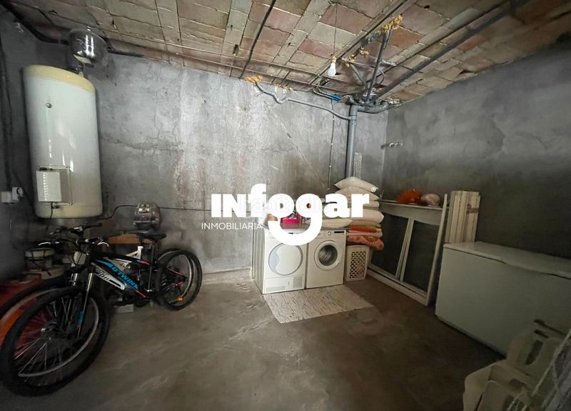 Foto 3901d314-2271-4d95-8221-f3b9a66af8a7. Casa amb xemeneia aparcament a Rosal (O)