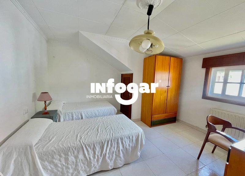 Foto bb2a3415-a5f1-4bb3-9d0a-460e118a4814. Chalet avec chauffage parking dans Rosal (O)