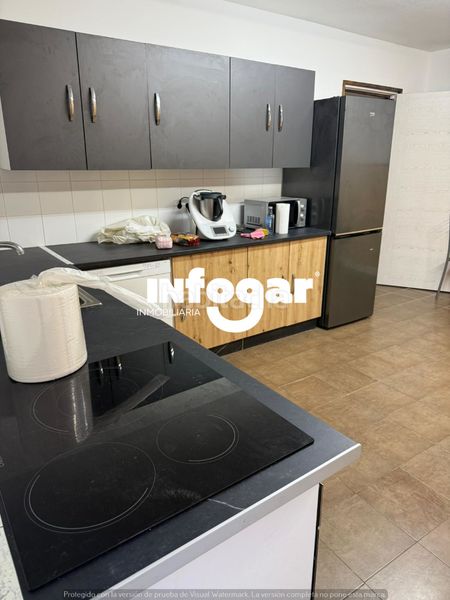 Foto ae68a538-3014-469c-95d6-928e46f9b962. Lloguer casa amb aparcament a Guarda (A)