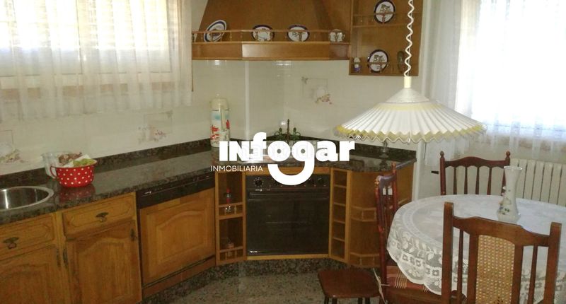 Foto 4039a228-77aa-420a-b79c-3b44adb64c19. Chalet dans rua a da cal 8 dans Rosal (O)