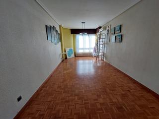 Pis  Calle presidente leopoldo calvo sotelo. Venta de piso en calle calvo sotelo de logroño