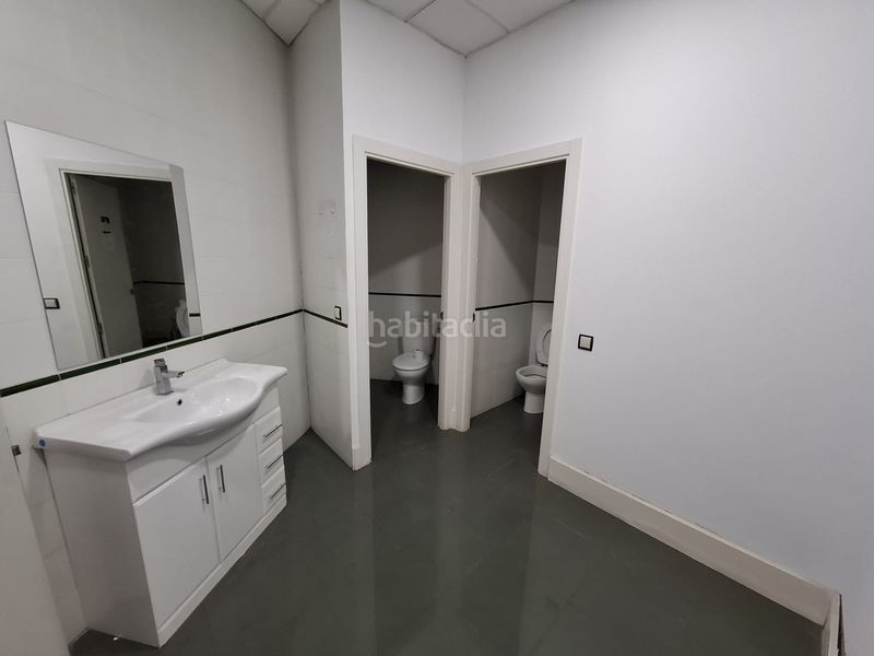 Foto d37582b2-2c74-4d16-ae2e-20fe9dc75c3b. Alquiler local comercial en avenida gonzalo de berceo 3 alquiler de local en gonzalo de berceo junto a gran vía en Logroño