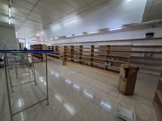 Lloguer Local Comercial a Avenida gonzalo de berceo 21. Alquiler de local comercial en gozalo de berceo