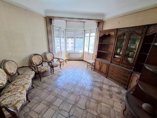 Pis  Calle general vara de rey. Venta de piso en vara de rey de logroño