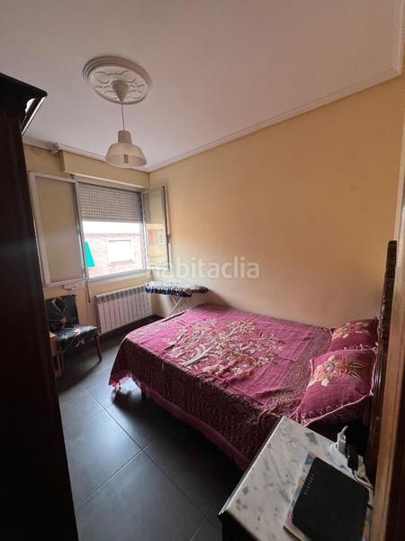 Foto f2b4595e-5da0-479d-84da-53d14b052c79. Flat with heating in Jesuitas Logroño