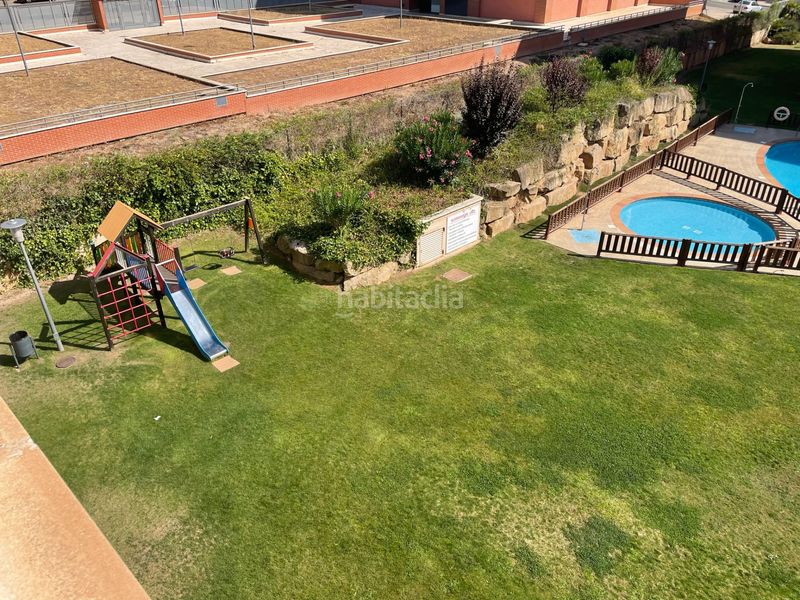 Foto 8a4f56a6-9d45-4fb9-a3fe-ef0fda4743bc. Pis amb calefacció aparcament a Portillejo - Valdegastea Logroño