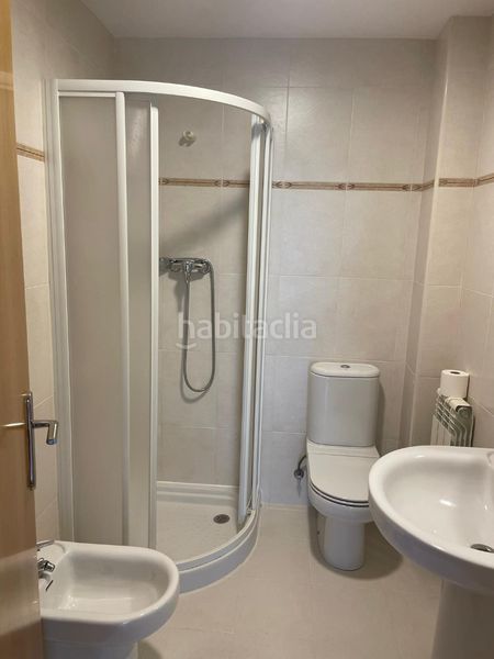 Foto c184c8c1-4b36-4ede-a56c-5df1f91a9899. Pis amb calefacció aparcament a Portillejo - Valdegastea Logroño