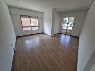 Flat in Avenida Gonzalo de Berceo