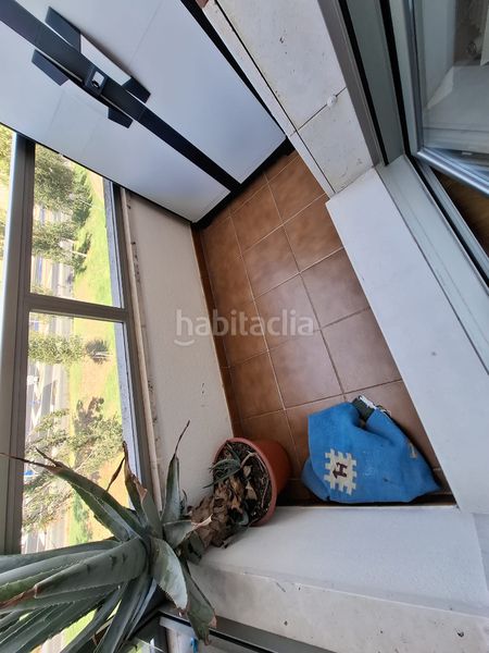 Foto a7a35001-9581-4cea-b1df-f1984d61d9c8. Pis amb calefacció aparcament piscina a Los Lirios Logroño