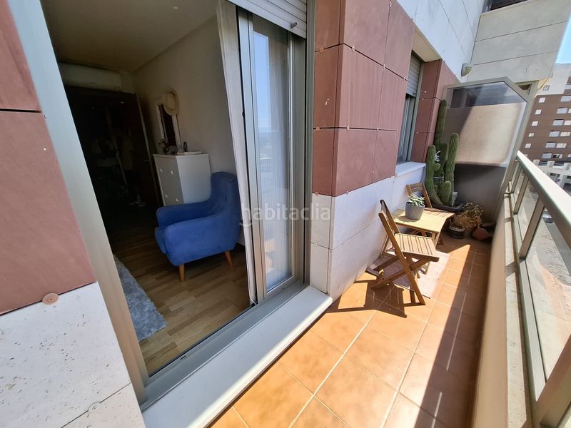 Foto ceacbeb4-2b7c-43ba-967d-044b17a067dc. Pis amb calefacció aparcament piscina a Los Lirios Logroño