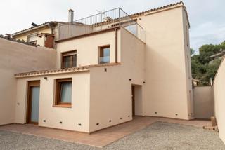 Lloguer Casa a Pobla de Claramunt (La). Acogedora casa en alquiler que combina funcionalidad y encanto.