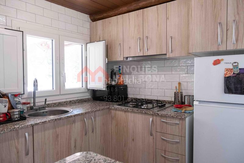 Foto 1c1627b7-f742-43f6-a5e5-2abcabd168a6. Affitto casa con parcheggio in Torre de Claramunt (La)