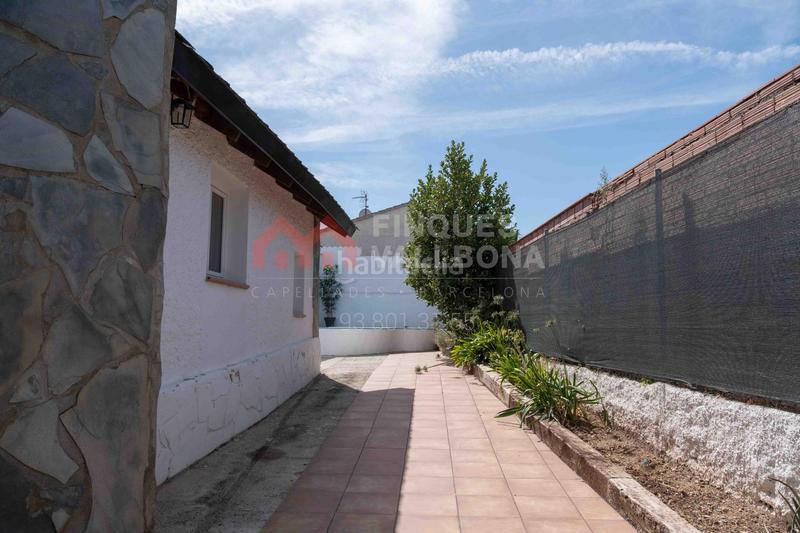 Foto 1498392f-75aa-46e9-a68f-3e9eefd79319. Miete haus mit parking in Torre de Claramunt (La)