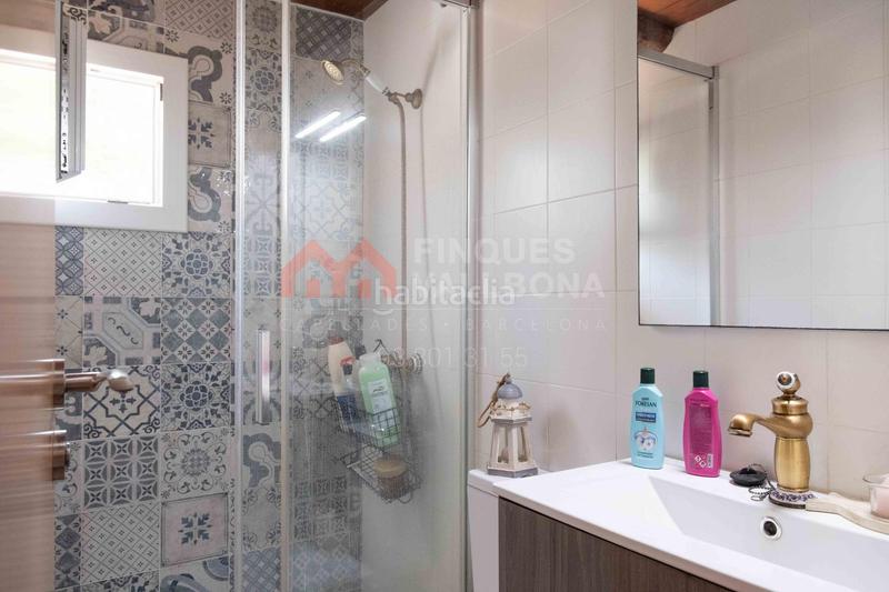 Foto 2229fe24-4d8f-464b-bb7f-bcbc7fa26ec7. Miete haus mit parking in Torre de Claramunt (La)