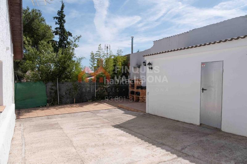 Foto 5c626990-f2d1-437e-bf00-dc818a4573a2. Miete haus mit parking in Torre de Claramunt (La)