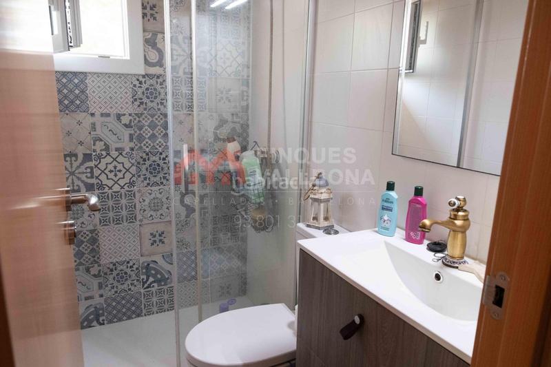 Foto a7a513f3-e651-46f1-9da9-cc9c8d9328b8. Miete haus mit parking in Torre de Claramunt (La)