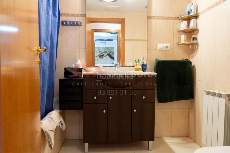Foto 4810b988-2cbe-4466-a756-b23ff5a89670. Apartament amb aparcament a Capellades
