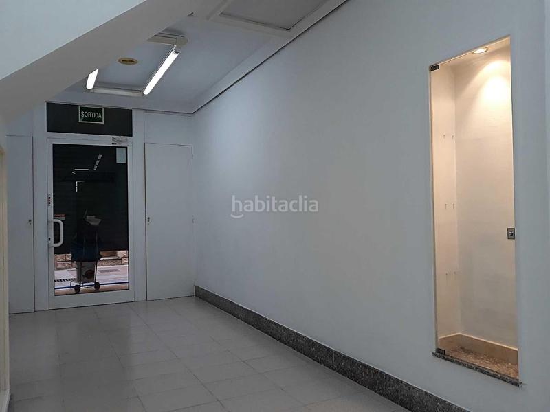 Foto e335ce90-b672-44d2-89f3-1d88933890a8. Rent business premise in Capellades