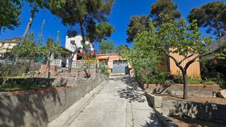 Casa  Carrer dels almogàvers. Terreno en les pinedes de larmengol con garaje polivalente y jar