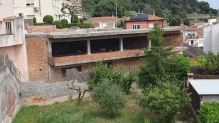 Residential Plot in Capellades. Oportunidad en capellades! casa con almacén y dos plantas para p