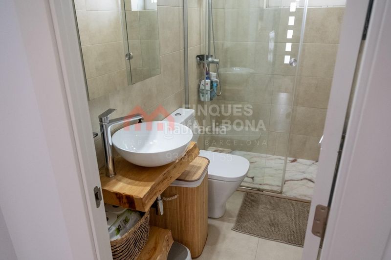 Foto fbc120f2-875d-4ed9-9482-1ef70673e381. Àtic amb calefacció aparcament a Capellades