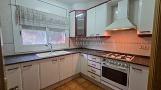 Appartement à Capellades. Piso de 3 habitaciones con ascensor y trastero en capellades