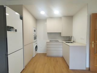 Lloguer Pis a Casco Histórico. Piso en santos niños reformado
