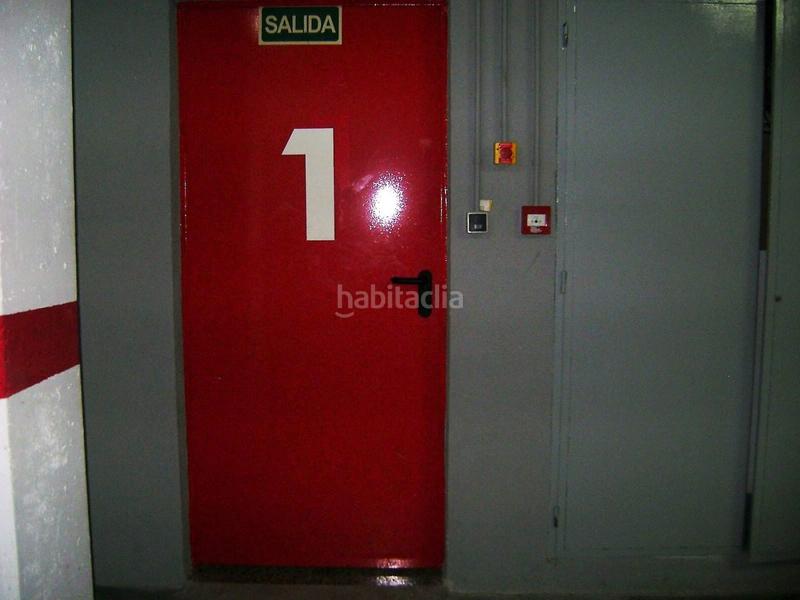 Foto 36530cc3-22c5-4226-ac79-ae05d0f00ec4. Location parking voiture dans paseo maragall 402-404 dans Barcelona