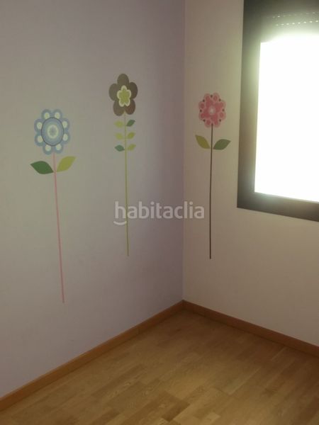 Foto 48b062ae-85c9-4ddc-8718-1a8c2f5164f7. Duplex avec chauffage dans La Cogullada Terrassa