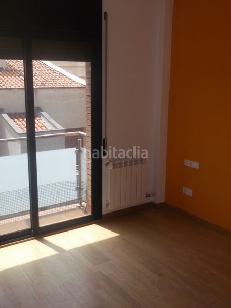 Foto c0def297-415e-40d4-9948-b9ccfd59fbe8. Duplex avec chauffage dans La Cogullada Terrassa