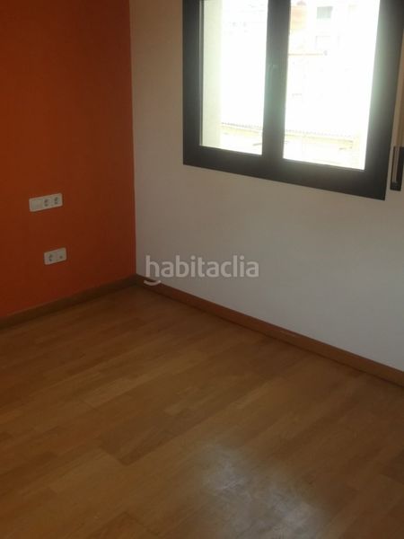 Foto db45f38f-47cc-41e6-9804-1df4c73f75f5. Duplex avec chauffage dans La Cogullada Terrassa
