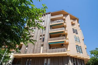 Etagenwohnung in Centre-Eixample-Can Llobet. Fantastico piso 110 metros, al lado del ayuntamiento de barbera