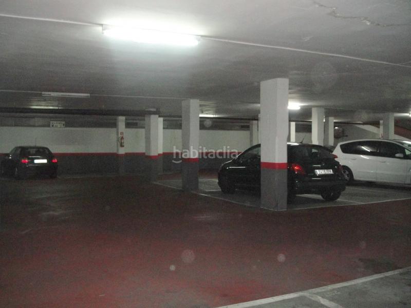 Foto 75a31469-eb37-4f10-af34-344fd518b25e. Aparcament cotxe a Congrés - Indians Barcelona