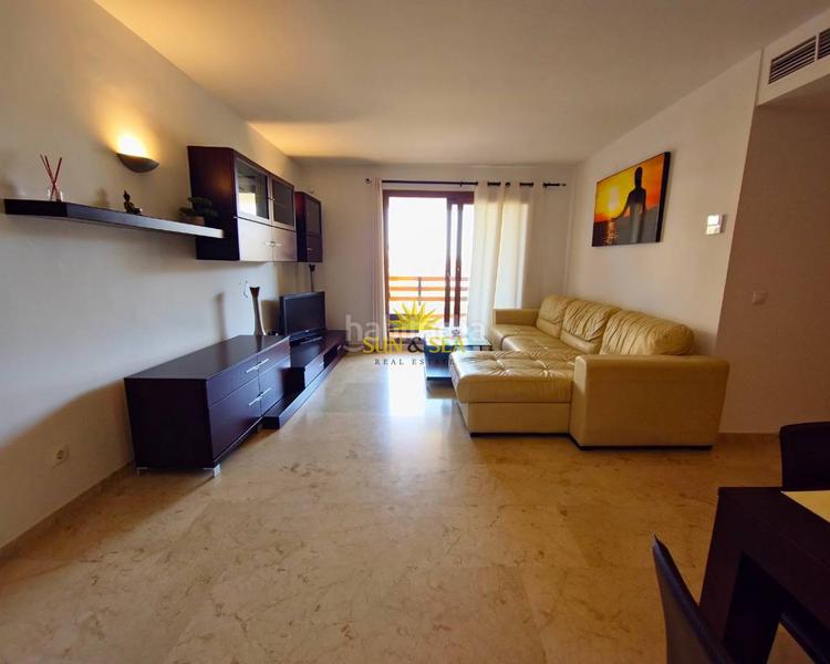 Foto 306c5a5e-e9bd-4260-a772-6af22b3db933. Lloguer apartament amb calefacció aparcament piscina a Torrevieja