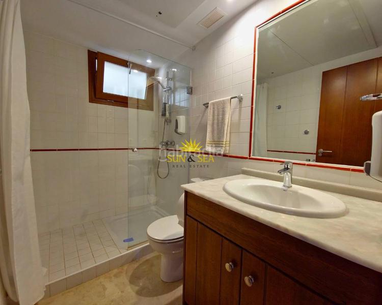 Foto c8d96297-30e9-4aeb-a822-eaed190b1421. Lloguer apartament amb calefacció aparcament piscina a Torrevieja