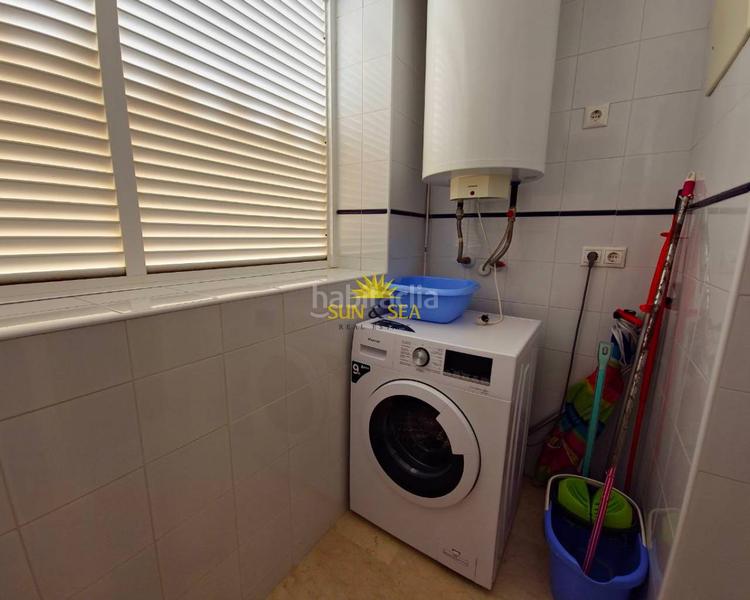 Foto e4873822-aed7-4ee1-96b7-b1f054b4658a. Lloguer apartament amb calefacció aparcament piscina a Torrevieja