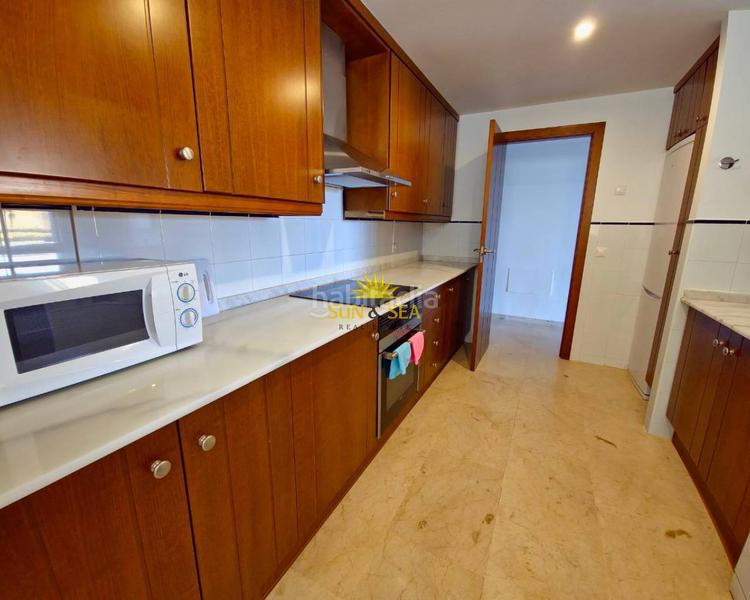 Foto 9d7d7cb0-5981-4335-a36b-34358d6d01c5. Rent apartment with heating parking pool in Punta Prima Torrevieja