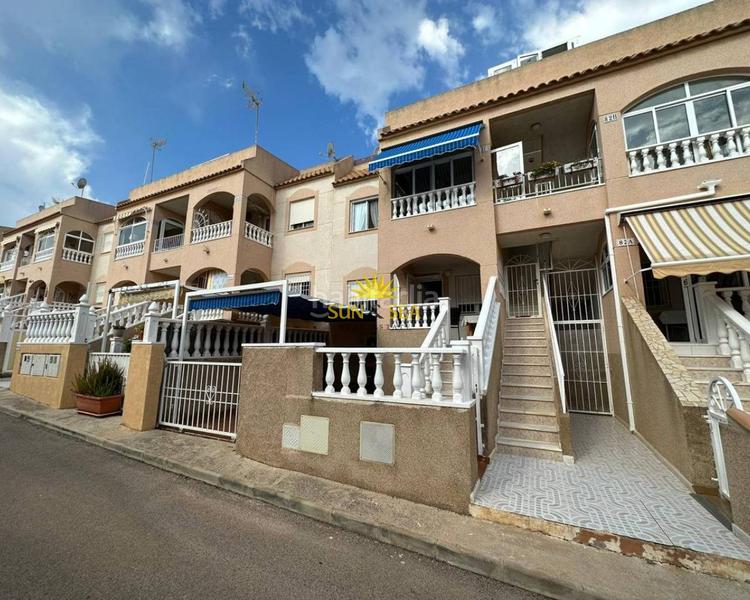 Foto 3ea8c534-64f7-4f0e-9302-4167b4bccb7f. Miete erdgeschoss mit heizung parking pool in Los Balcones-Los Altos Torrevieja