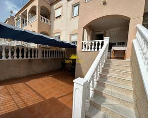 Lloguer Planta baixa a Los Balcones-Los Altos. Iexclalquiler desde septiembre hasta junio 2026!presentamos este
