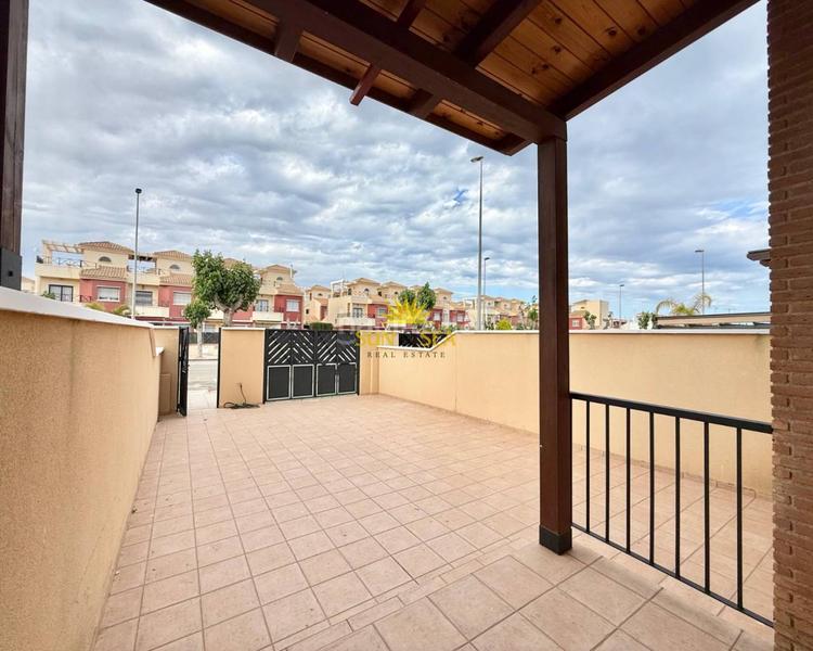 Foto fc77f7e4-e7d3-4304-baa8-16b624a05aa8. Affitto casa a schiera con riscaldamento in El Mojón Pilar de la Horadada